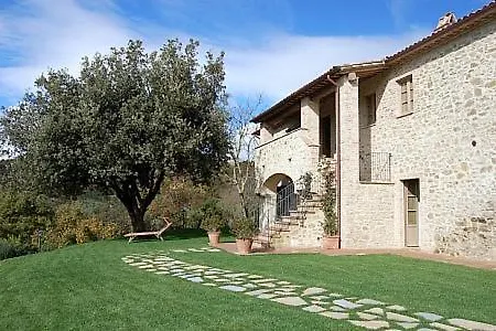 Villa Sleeps 8 Pool Wifi Morra