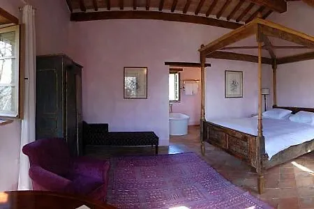 Villa Sleeps 8 Pool Wifi Morra