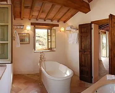 Villa Sleeps 8 Pool Wifi Morra