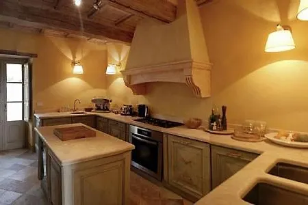 Sleeps 8 Pool Wifi Villa *