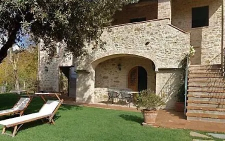 Villa Sleeps 8 Pool Wifi